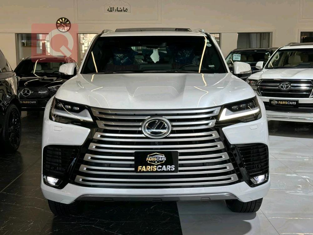 Lexus LX